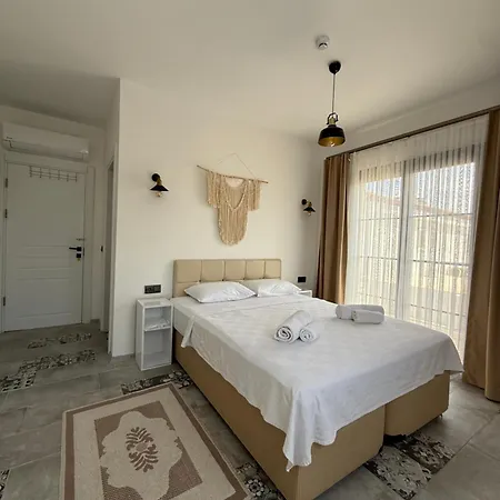 La Chance Hotel 3*