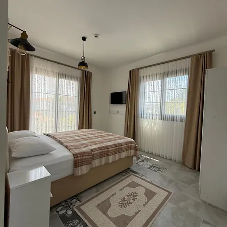 Hotel La Chance 3*